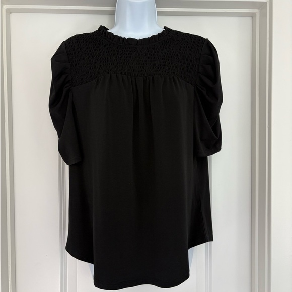 Adrianna Papell Tops - NWT Adrianna Papell Smocked Puff Sleeve Top Size M